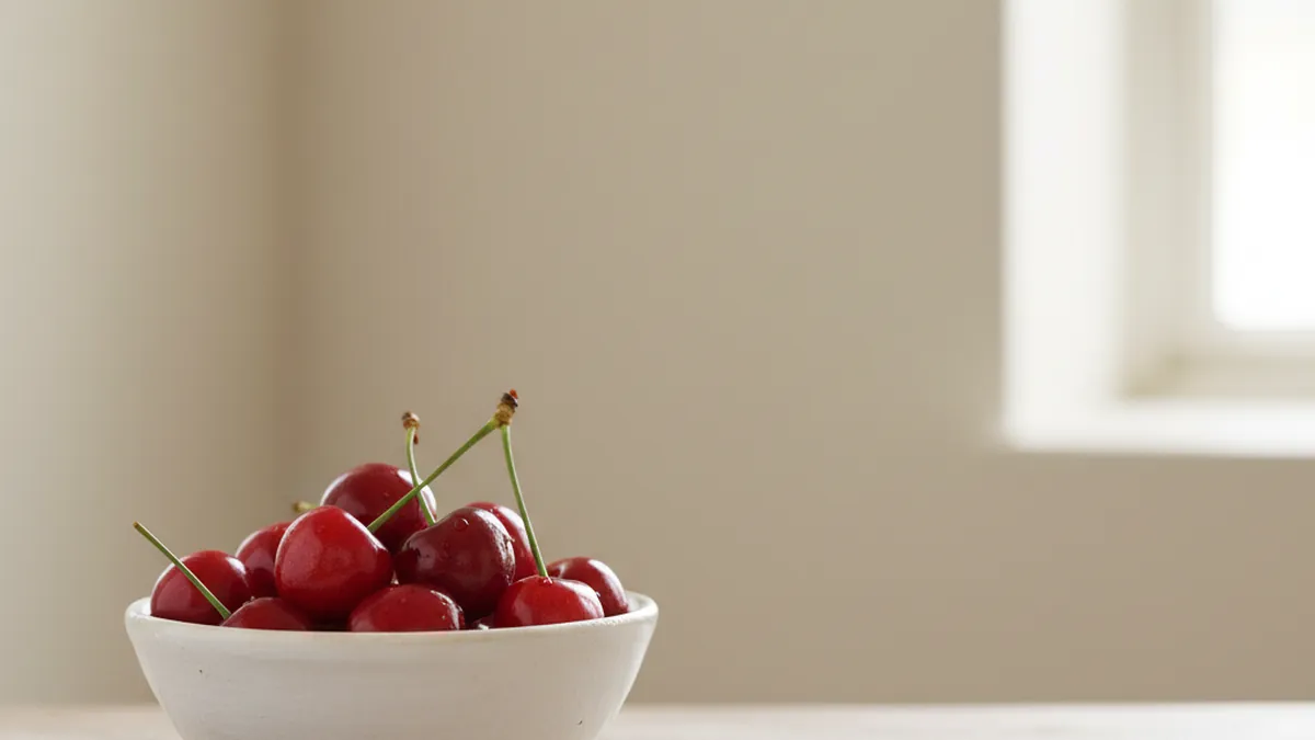 Fresh cherries — can dogs eat cherries?
